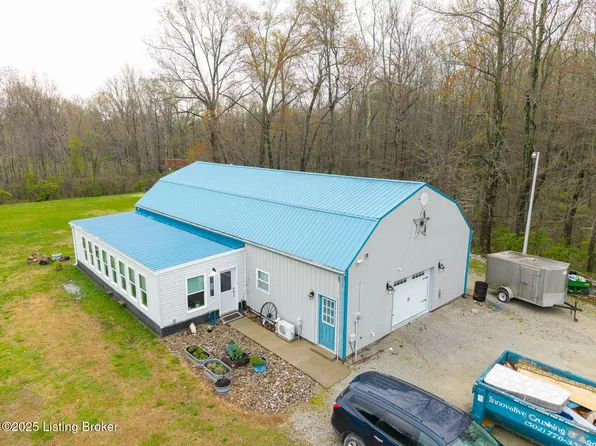 1900 Greyling Dr, Louisville, KY 40272