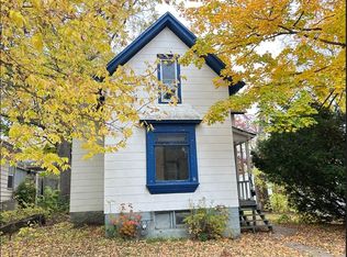 725 Davis St, Rockford, IL 61107