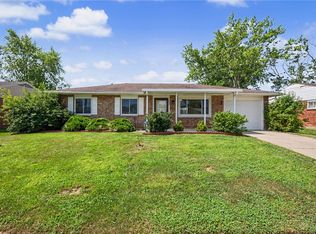 1008 New Mexico Dr, Xenia, OH 45385
