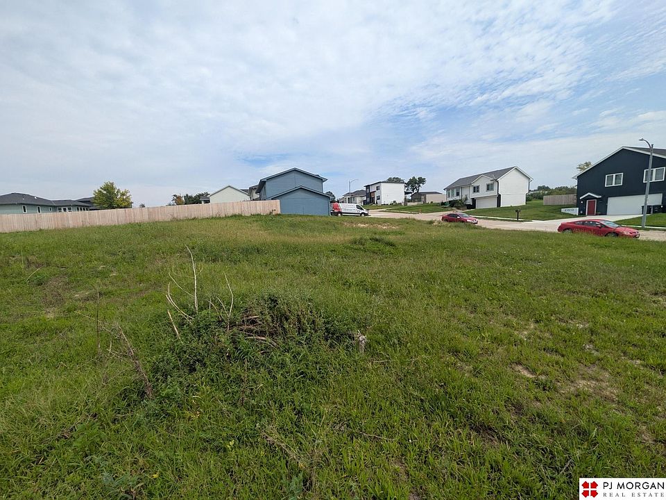 2nd image of 21514 Arabian Rd