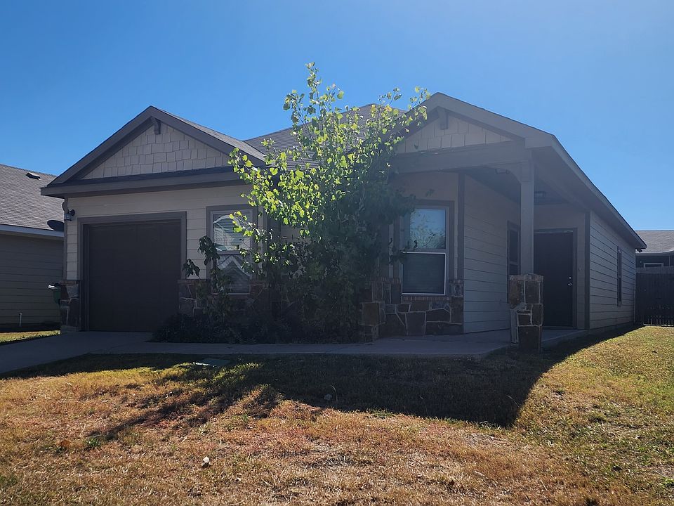 Front of house_11032022