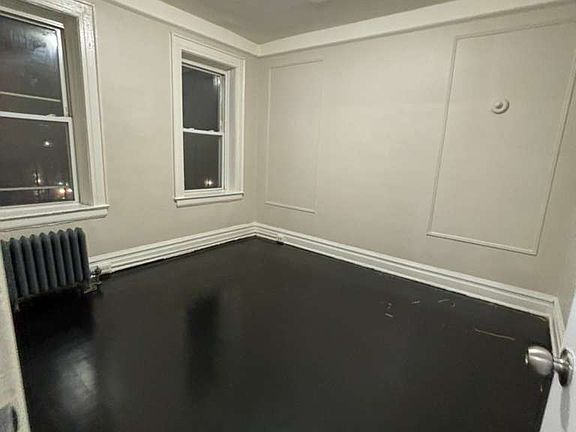 3rd image of 121-125 Elizabeth Ave #9