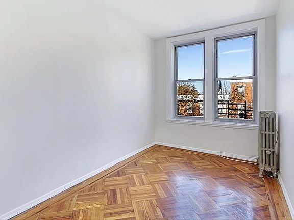 4th image of 218 Avenue T APT 2R