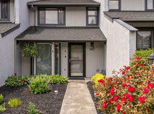 2420 Volunteer Pkwy #4, Bristol, TN 37620