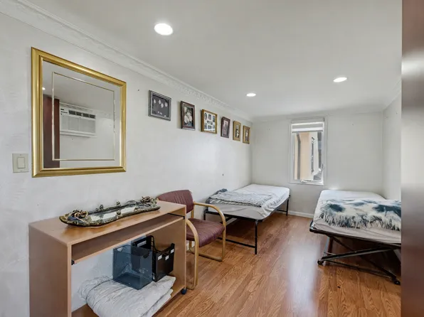 3731 Maple Avenue image 29 of 34