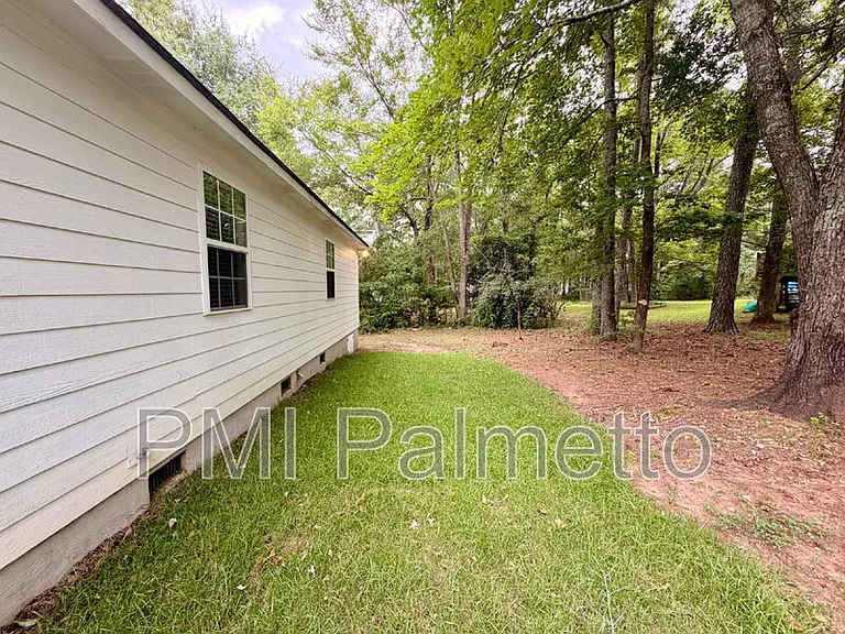 119 Chatham Cir — Photo 23