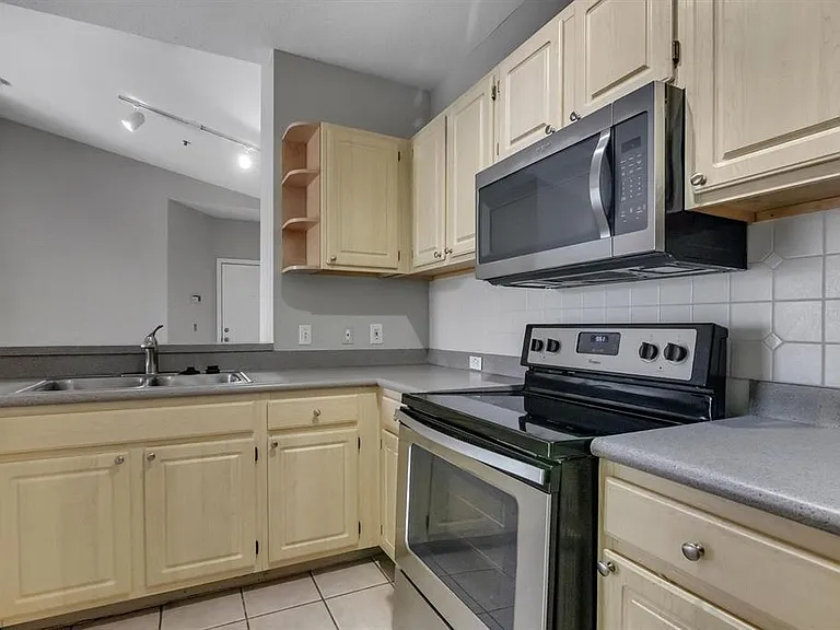 2705 Maitland Crossing Way #303 — Photo 8
