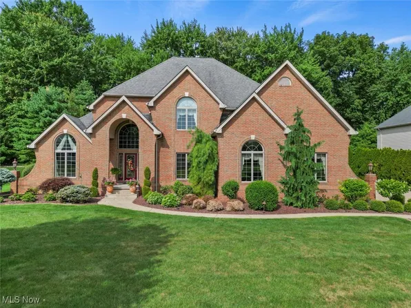 8592 Shady Glen Trl, Youngstown, OH 44514