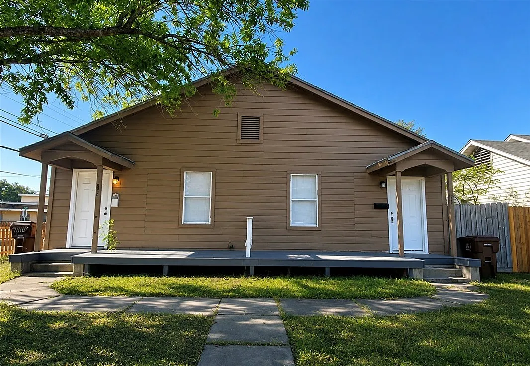 1 bed, 1.0 bath, 1042 sqft, $850 — Photo 1