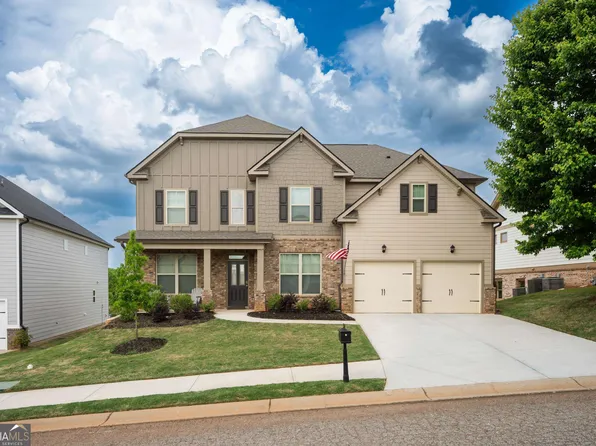 1221 Hawthorne Cir, Madison, GA 30650
