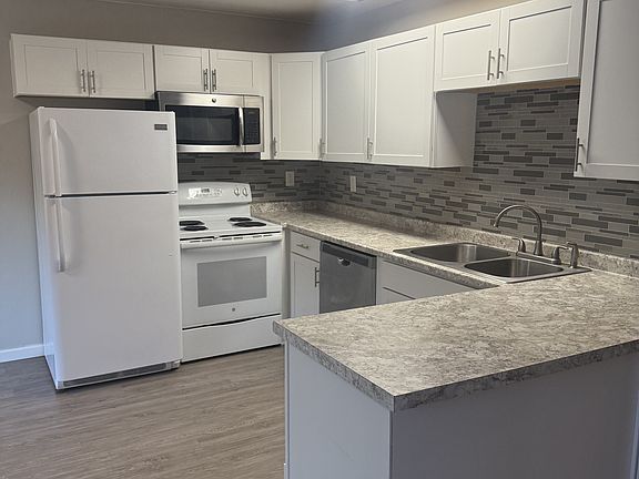 2nd image of 629 E 8th Ave APT 2
