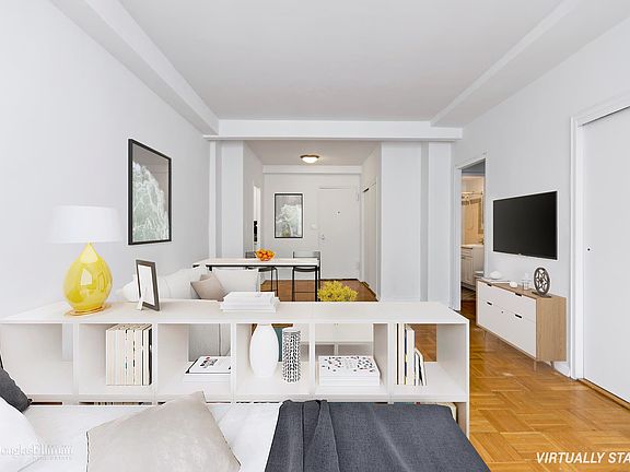 3rd image of 63 E 9th St APT 14N