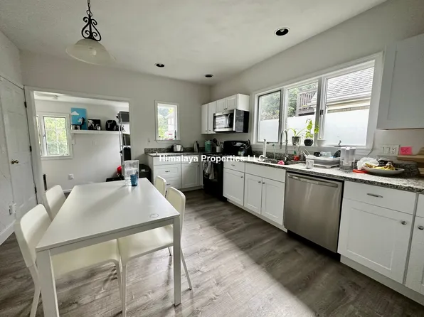 33 Teele Ave, Somerville, MA