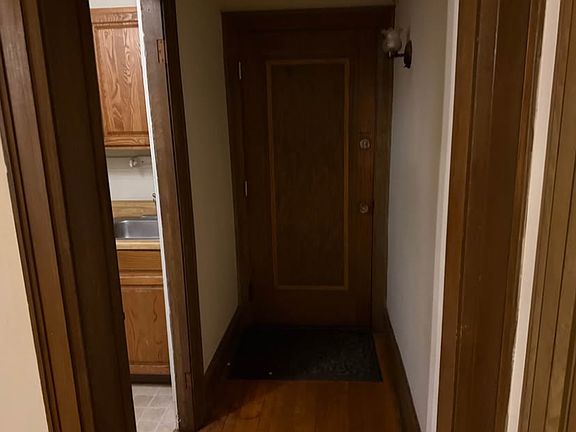 2nd image of 1086 University Pl APT 10