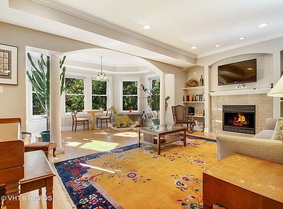 2nd image of 1912 W Estes Ave #2