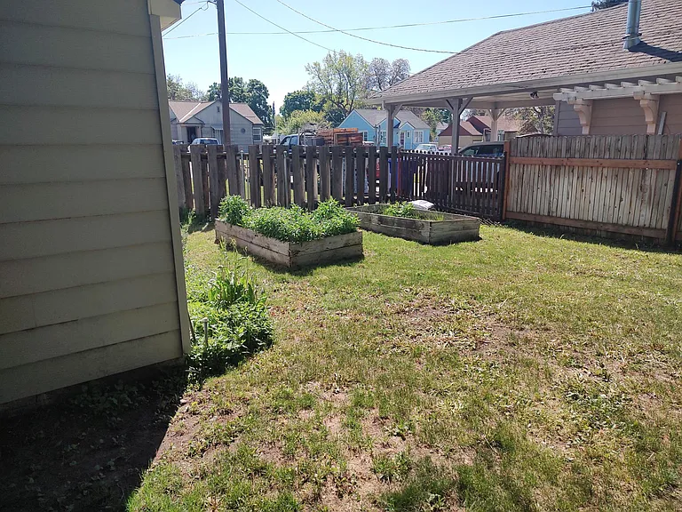 1421 N Farr Rd — Photo 8