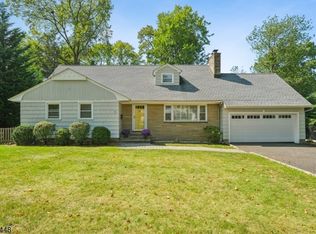 17 Coleman Ave W, Chatham, NJ 07928