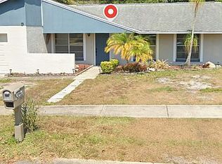 1046 Westwood Dr, Lutz, FL 33549