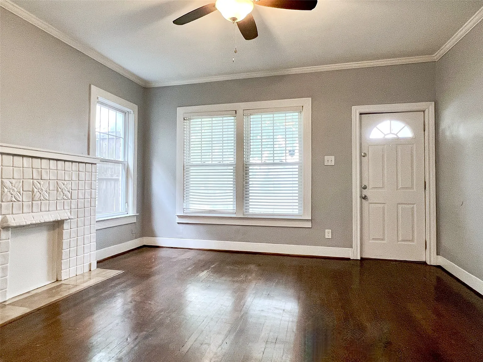 1 bed, 1.0 bath, 787 sqft, $1,150 — Photo 3