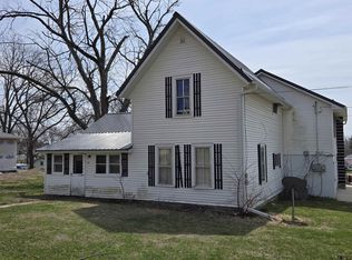 220 W Spring St, Strawberry Point, IA 52076