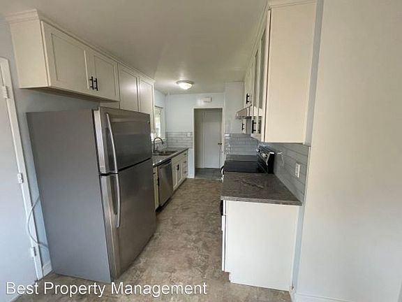 3rd image of 5440 McDonald Ave