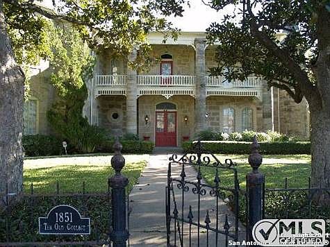 1st image of 820 Saint Louis St