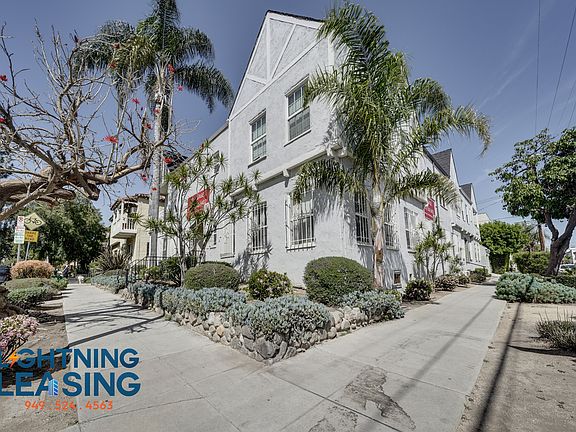 3rd image of 400 N Ogden Dr #6