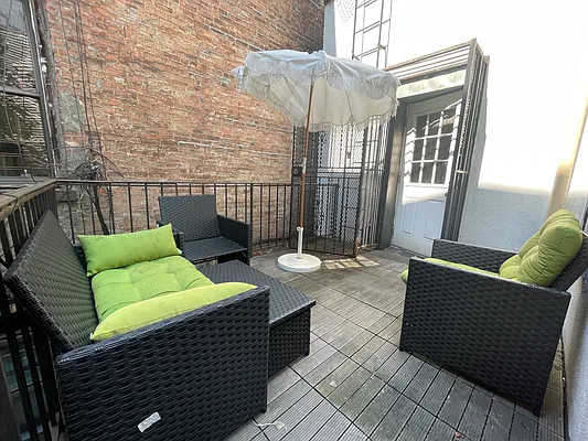 Rented by RCO Realty Inc | media 1