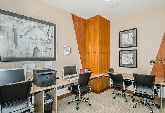 3rd image of 101 Market St Unit 209