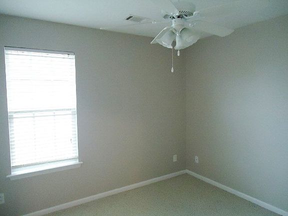 3rd image of 2128 Sylvan Lake Dr