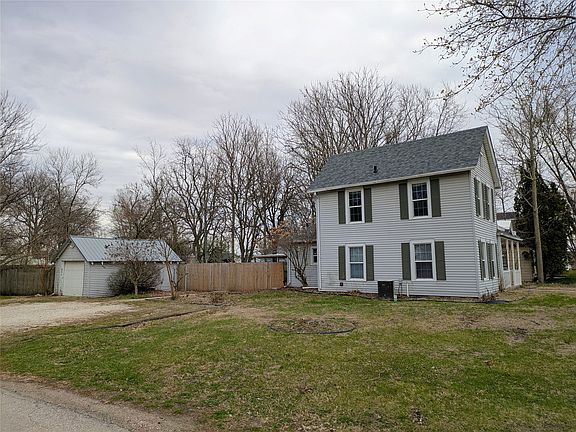 2nd image of 423 N Main St