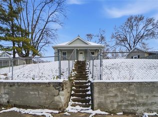 2100 Crescent Blvd, Middletown, OH 45042