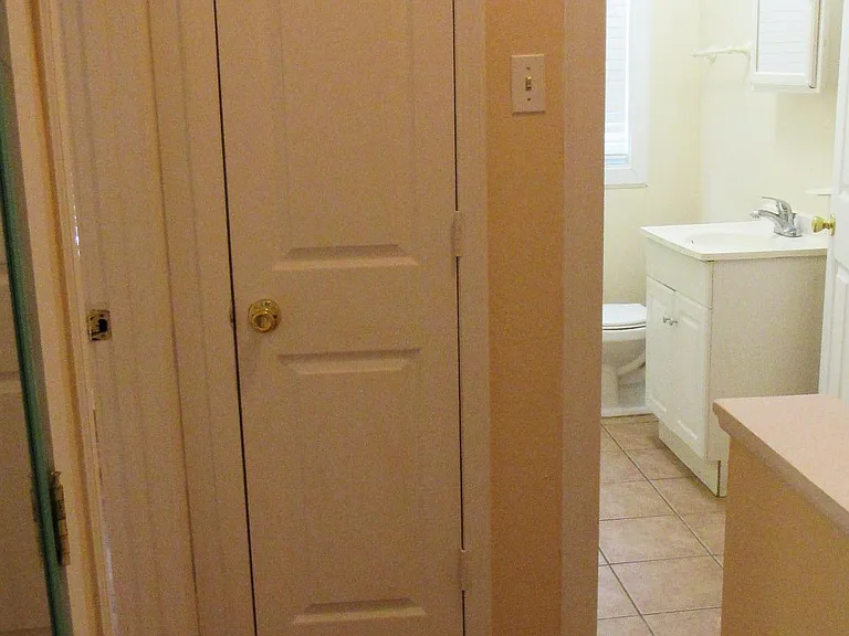 134 Saint John Ave — Photo 15