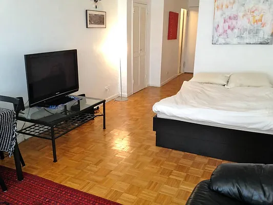 Rented by Keller Williams NYC | media 11