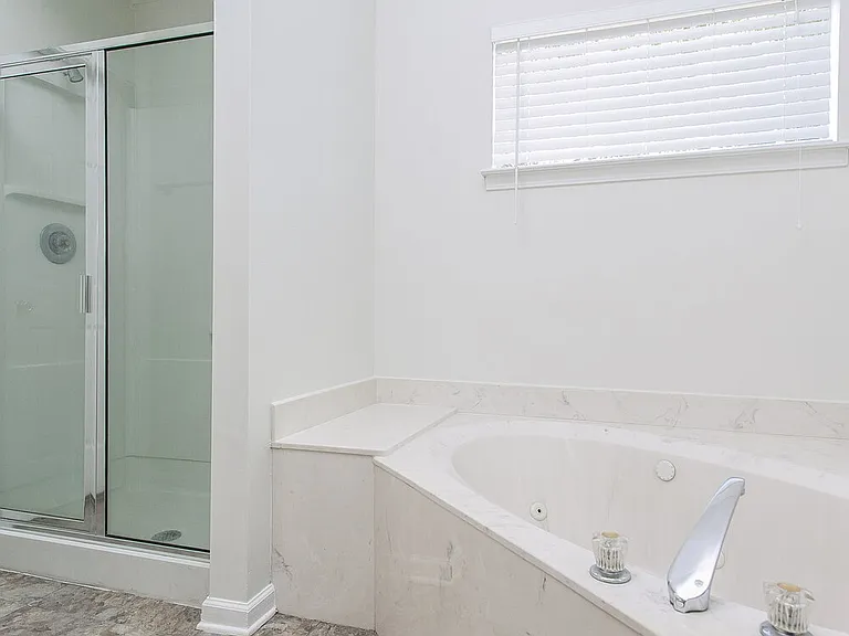 8291 Cross Point Dr — Photo 13