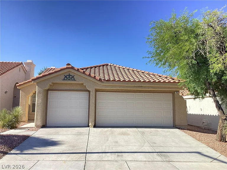 7632 Rockfield Dr — Photo 1