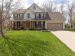 1201 Farmcote Cir, Medina, OH 44256