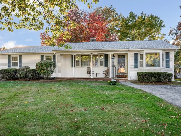 343 Clark Rd, Lowell, MA 01852