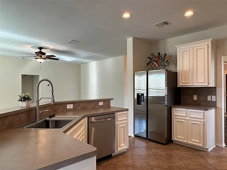 1707 Magnolia Lk — Photo 15