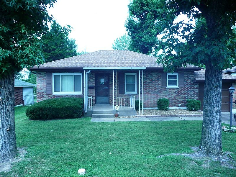 1st image of 1104 Rainbow Dr