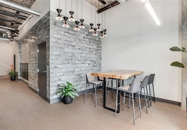 112 Rogers St NE #303 — Photo 30