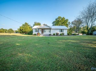 1760 Horseshoe Bend Rd, Scottsboro, AL 35769