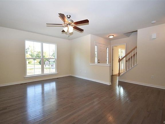 5th image of 7244 Grant Dr