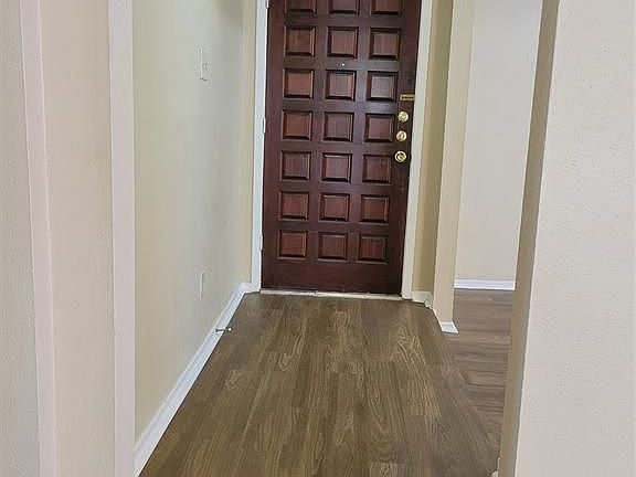 3rd image of 9915 Towne Brook Ln