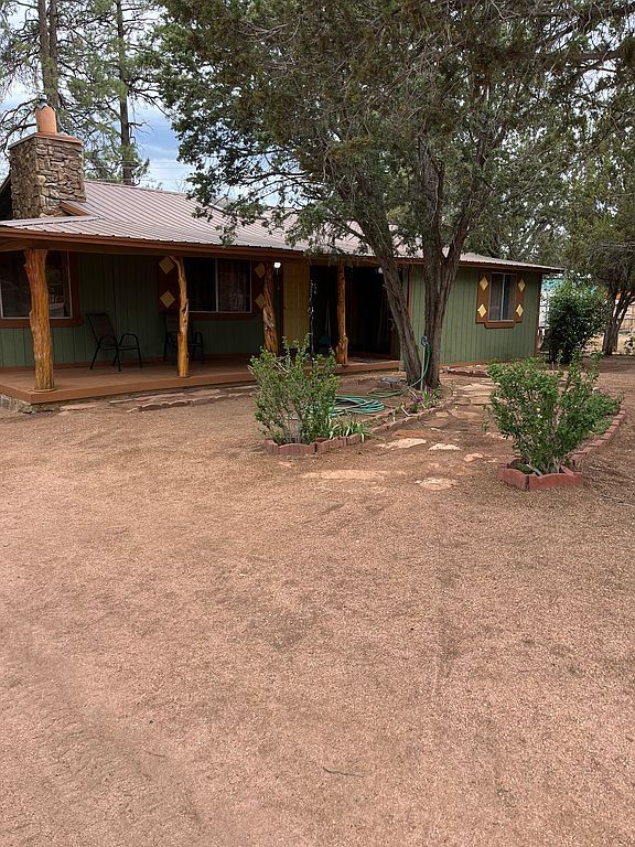 2067 Cedar Wood Dr - Property Image