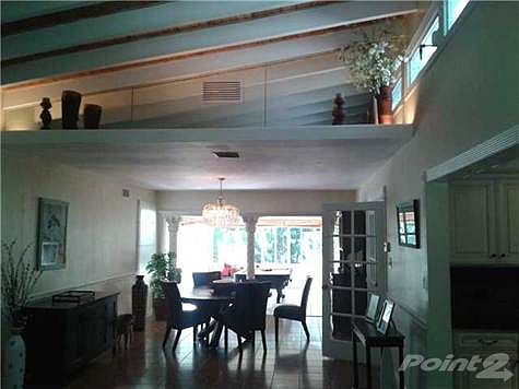 2nd image of 1130 NE 92nd St