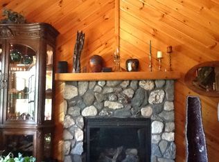 214 Mirror Lake Estates Dr, Whitefield, NH 03598