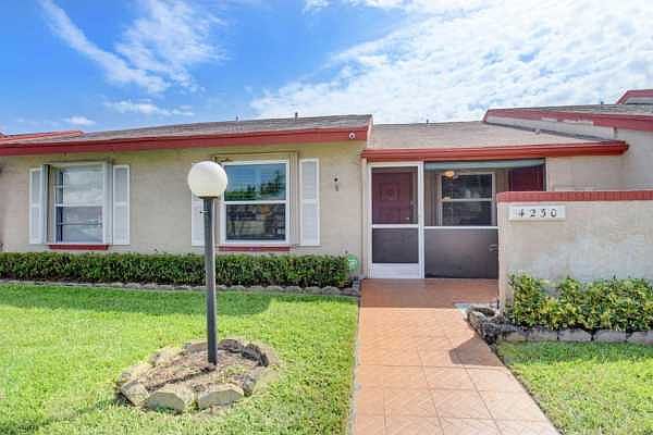 Home For Sale In Lucerne Lakes