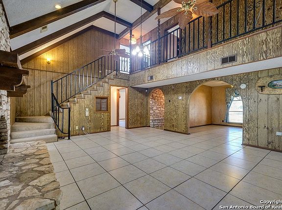 4th image of 248 Bluebonnet Ln