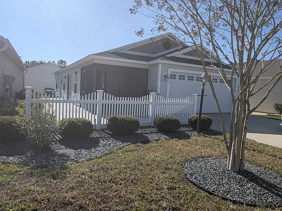2 bedrooms, 2 baths, 2 car garage. Landscaping with rock maintained by owner.